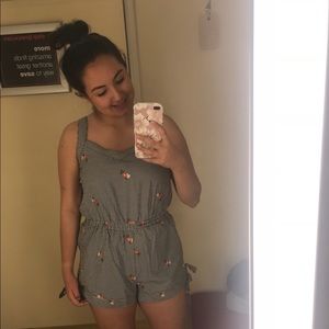 Meet your Posher, Elba